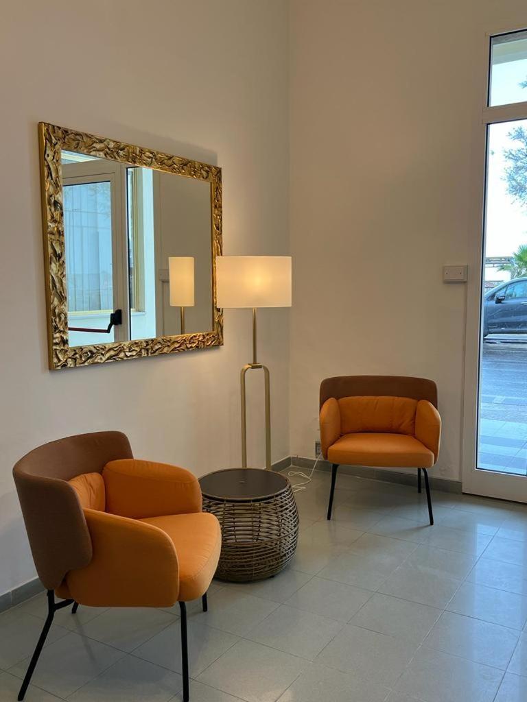 Il Faro Hotel Senigallia Buitenkant foto